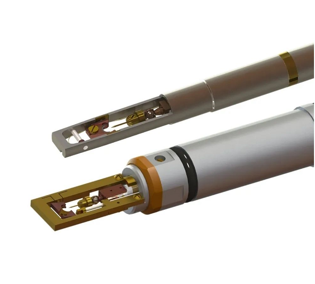 圖 實驗過程中使用的原位TEM樣品桿 圖 實驗過程中使用的原位TEM樣品桿